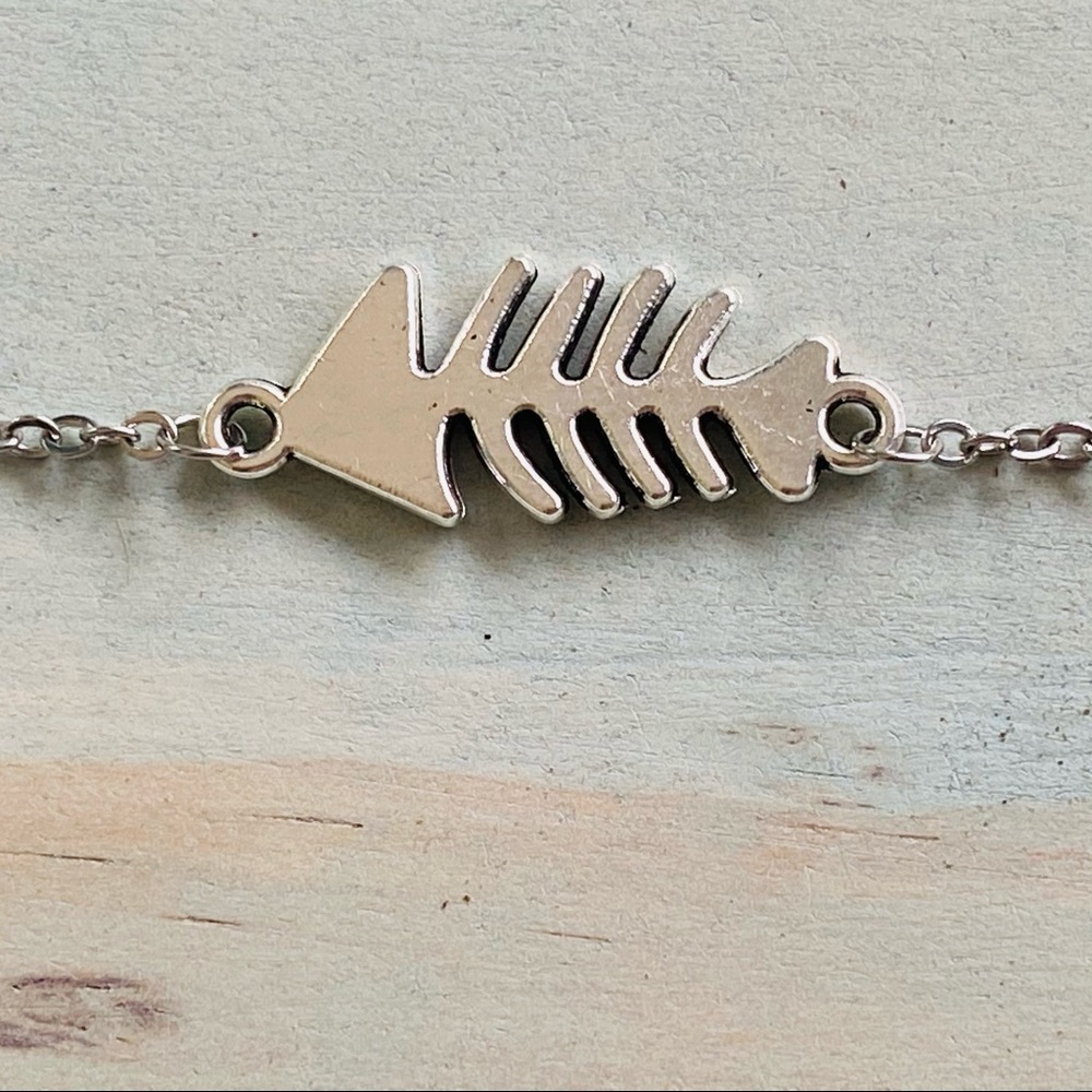 Cute Fishbone Anklet! 🐠 - Picture 3 of 5
